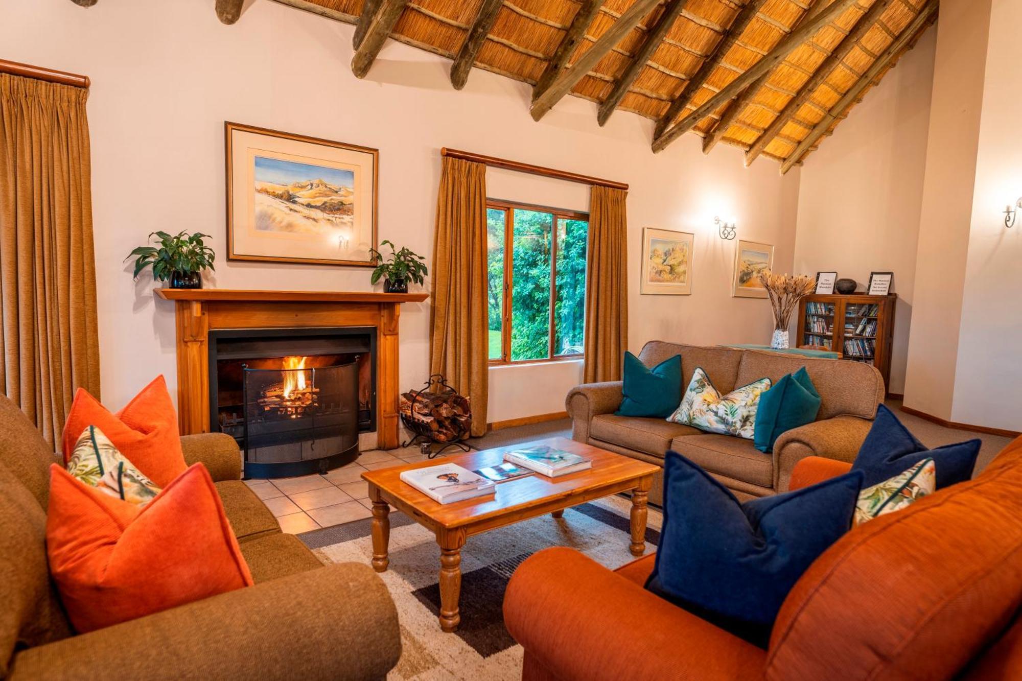 Montusi Mountain Lodge Bonjaneni Kültér fotó