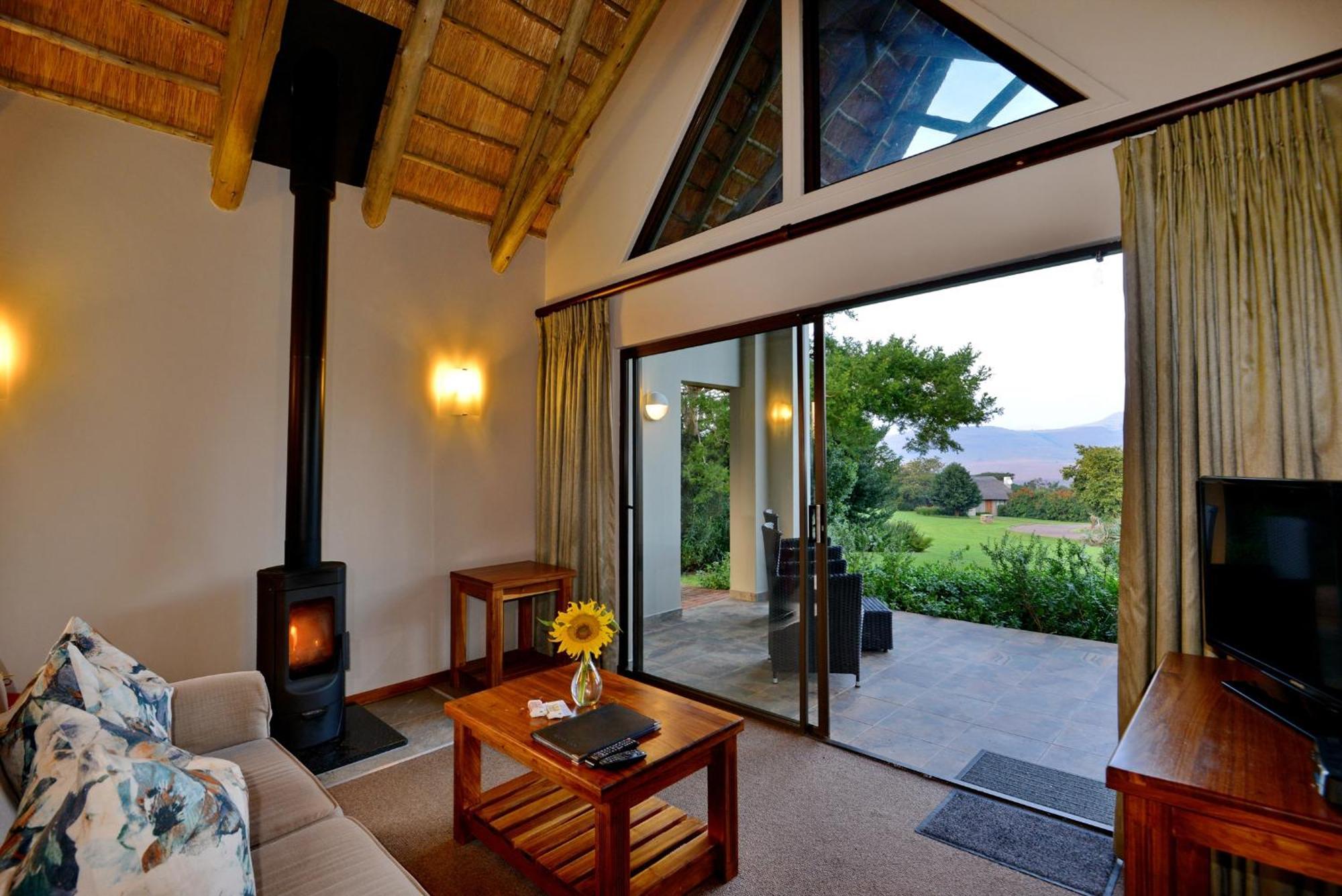 Montusi Mountain Lodge Bonjaneni Kültér fotó